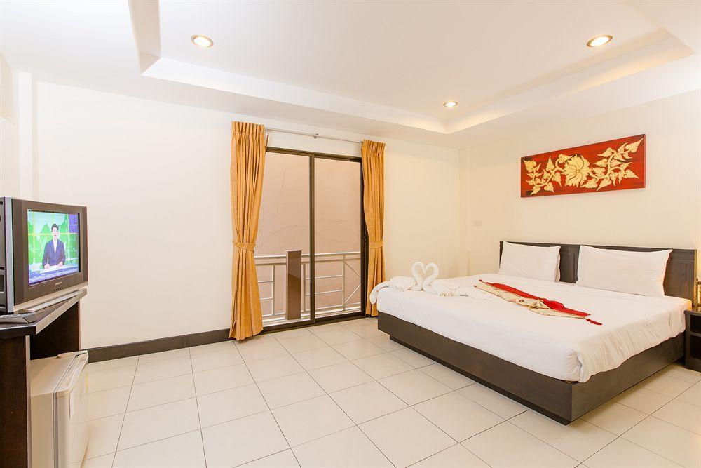 Nirvana Inn Patong Zewnętrze zdjęcie