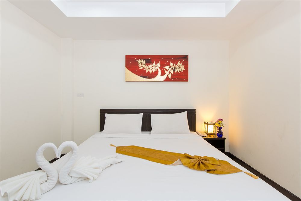 Nirvana Inn Patong Zewnętrze zdjęcie